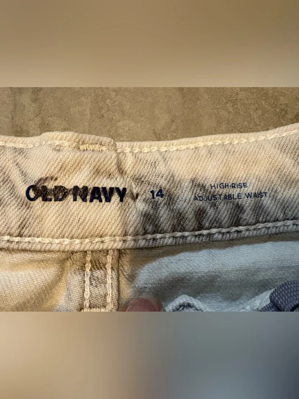 Old Navy Girl’s Light Wash Denim Cutoff Shorts Size 14